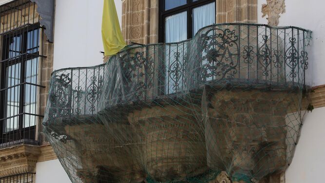 Aspecto del balcón principal del palacio de Bertemati.