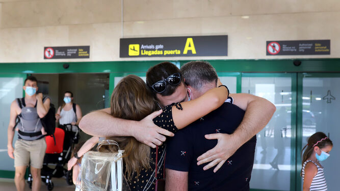 Llegada del primer vuelo de Ryanair desde Barcelona tras la pandemia