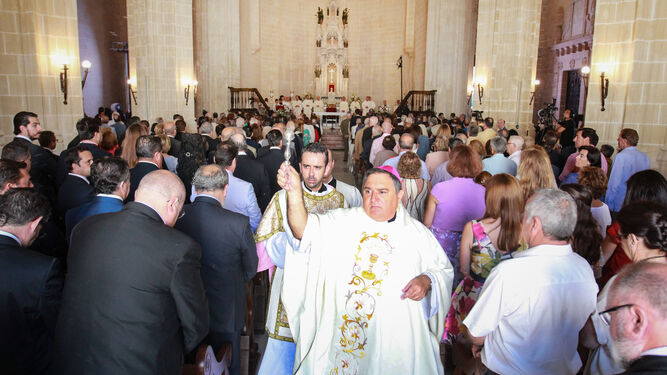 Mazuelos Pérez el día de la consagración de la iglesia de Santiago tras su reapertura.