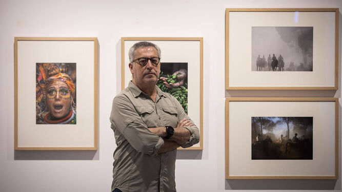 José Antonio Zamora en su exposición 'El tiempo sin tiempo'.
