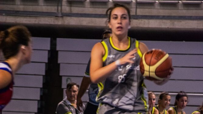La base Ana Toro jugará una campaña más en el Unión Baloncesto Jerez.