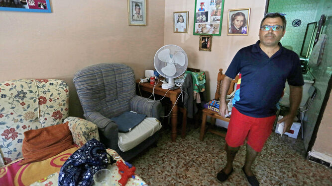Imagen del salón del domicilio familiar donde Sonia Venegas se desplomó hizo en julio dos años.
