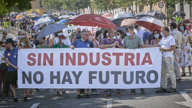 Pancarta de la reciente manifestación por el futuro de la indsutria aeroespacial en Cádiz.