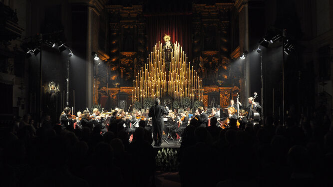 Concierto de orquesta en la iglesia de los Terceros de Sevilla.