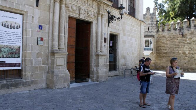Las visitas saldrán desde el palacio de Ananíbar, en la Plaza del Castillo.