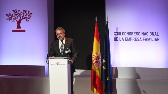 Marc Puig, presidente del Instituto de Empresa Familiar, interviene en el acto de apertura del  23º congreso nacional.