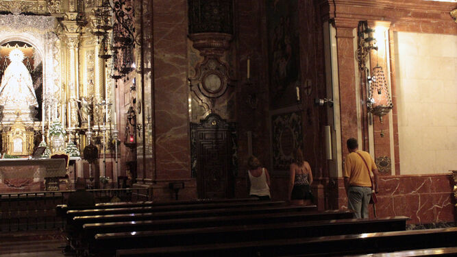 La Basílica de la Macarena es uno de los templos más concurridos de la ciudad.