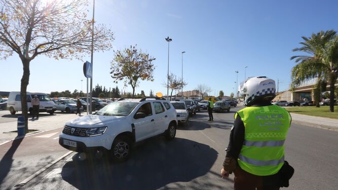 Caravana de coches contra la ley Cela&aacute; en Jerez