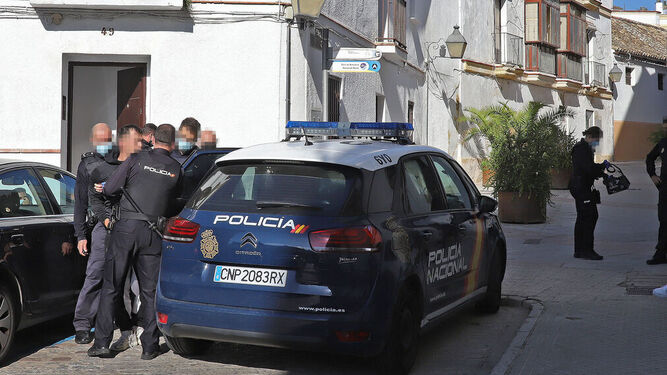 La Policía Nacional, durante la actuación en la fiesta que participó 'El Maño' en Jerez días atrás