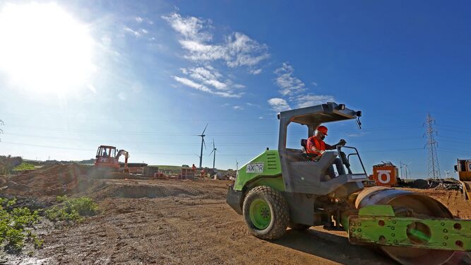 Empiezan las obras de construcci&oacute;n de los parques fotovoltaicos en Jerez