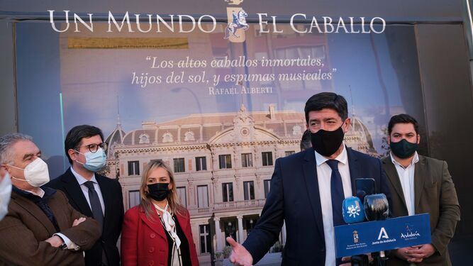 La Junta promociona la Real Escuela en el Metrocentro de Sevilla