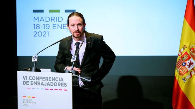 El vicepresidente segundo y líder de Podemos, Pablo Iglesias, en la reunión de embajadores de España este martes en Madrid.