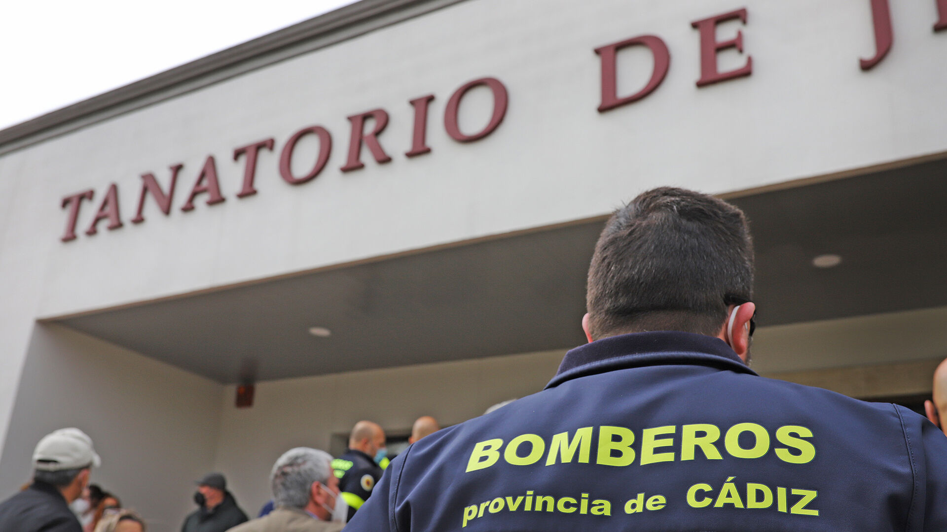 Bomberos de Jerez despiden a su compa&ntilde;ero Tato Cirera