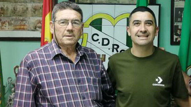 Juan Luis Rendón, presidente del Rota, junto a Orihuela, uno de los capitanes del equipo.
