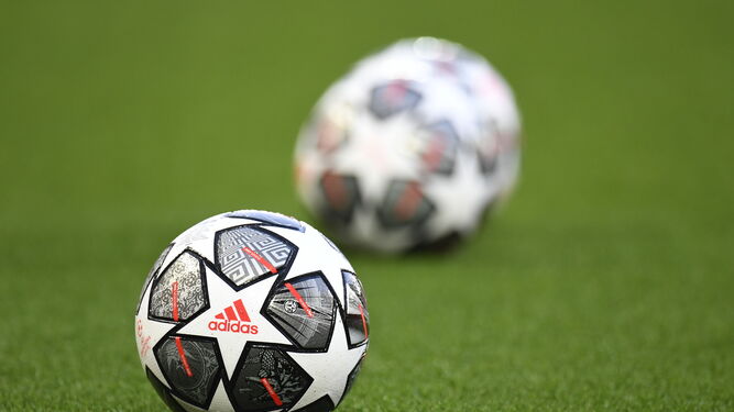 Balón oficial de la UEFA.