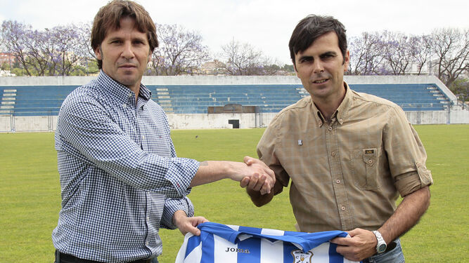 Jesús Mendoza fue en la temporada 16/17 el primer entrenador con Pedro Garrido al frente del club.