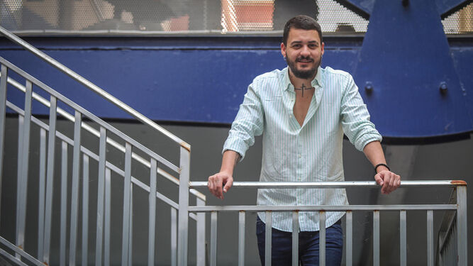 Juan Palos, emprendedor jerezano, apuesta por dar vida al centro abriendo este sábado Mahakala Café & Copas.