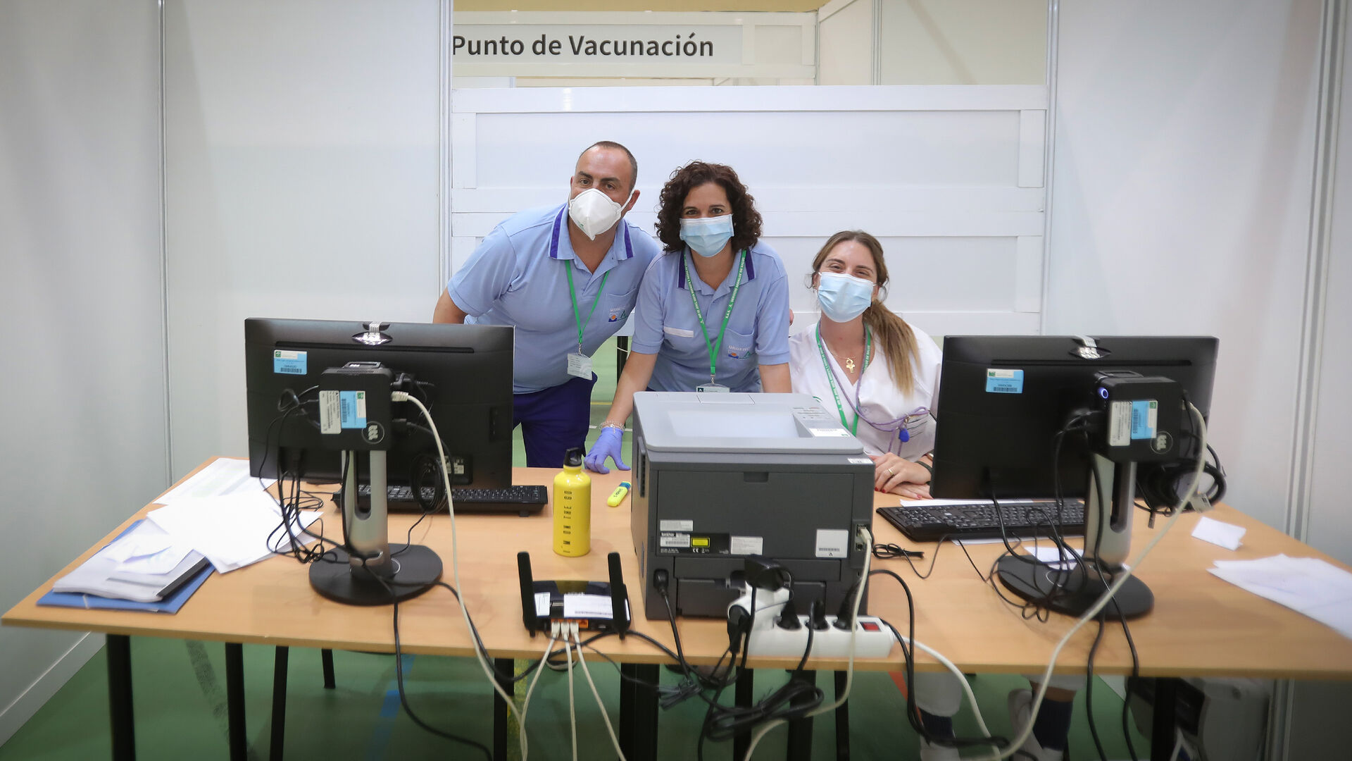 Nuevo punto de vacunaci&oacute;n masiva en el polideportivo 'Veguita'