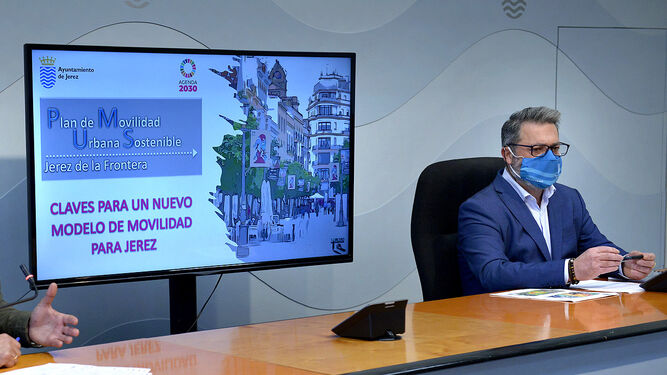 Rubén Pérez en la presentación del Plan de Movilidad Urbana Sostenible.