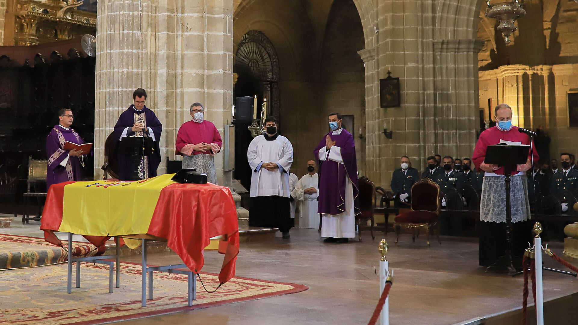 Funeral en la Catedral de Jerez por Agust&iacute;n C&aacute;rdenas
