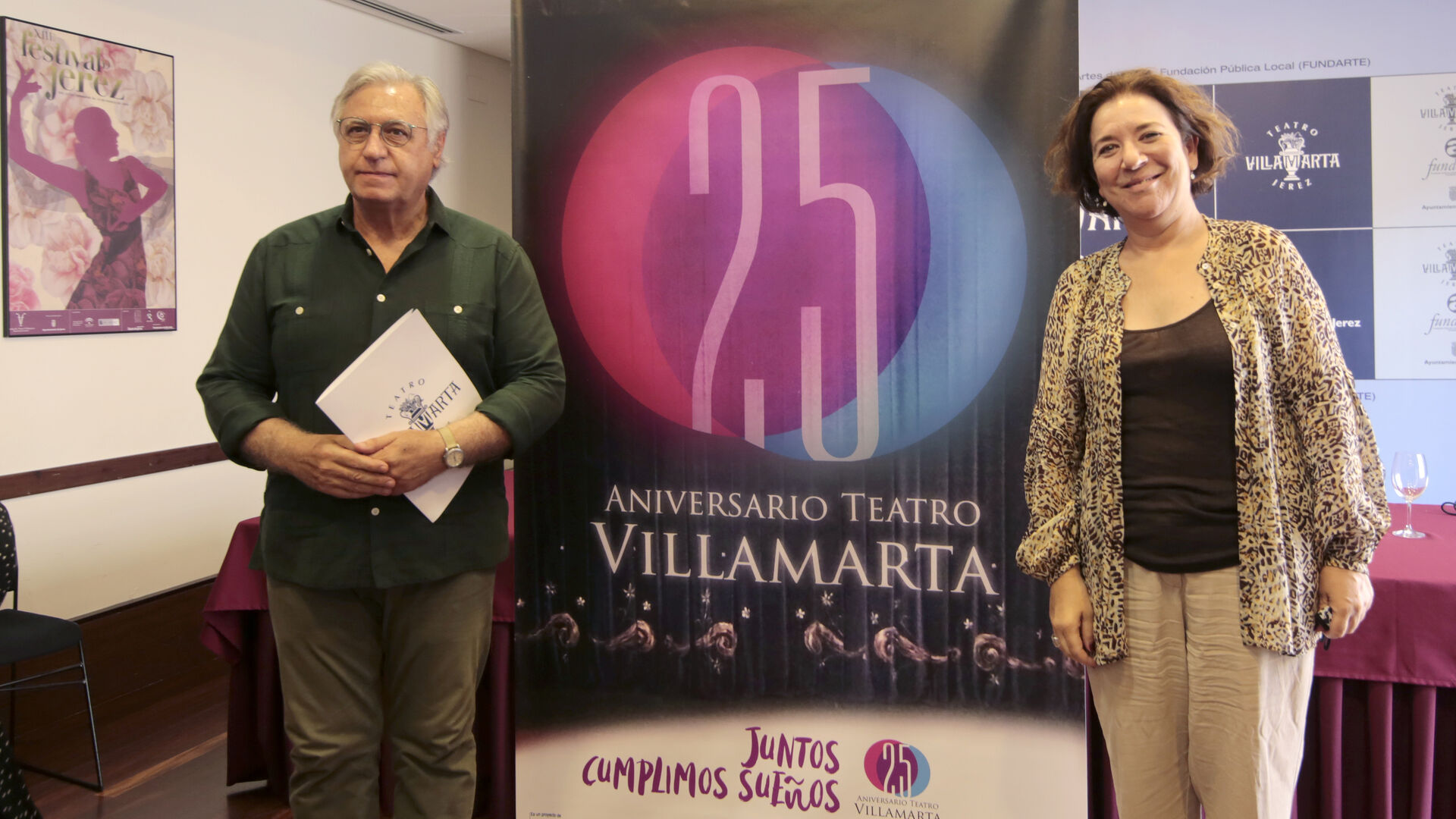 Francisco Camas e Isamay Benavente presentaron la programaci&oacute;n especial del Teatro Villamarta por su 25 aniversario.