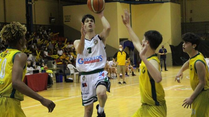 Edu Quijada se ha convertido en nuevo jugador del Xerez CD Baloncesto.