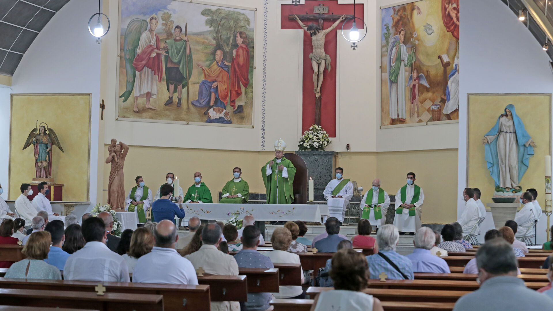 El obispo de Jerez visita San Rafael