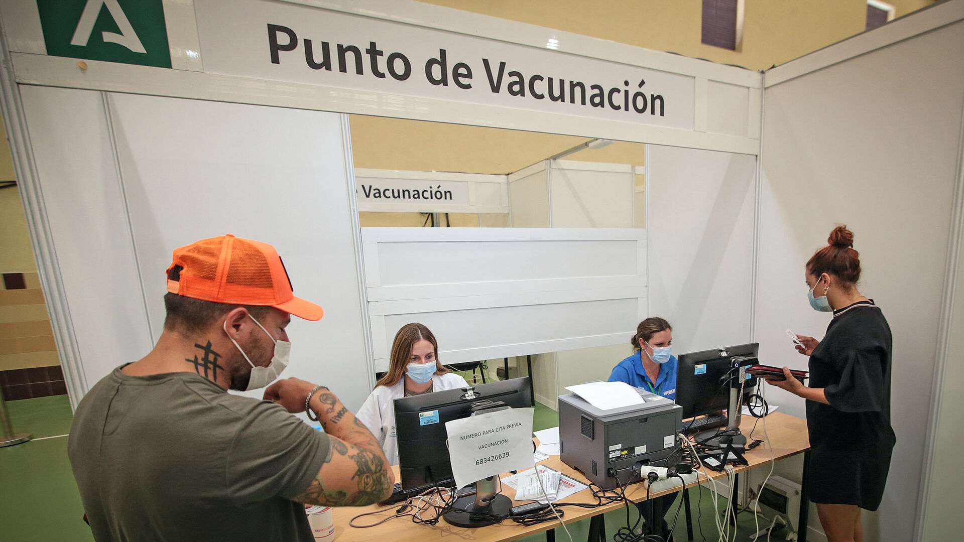 Vacunaci&oacute;n en Jerez  a los residentes en Andaluc&iacute;a que se encuentran de vacaciones en el distrito Costa Noroeste