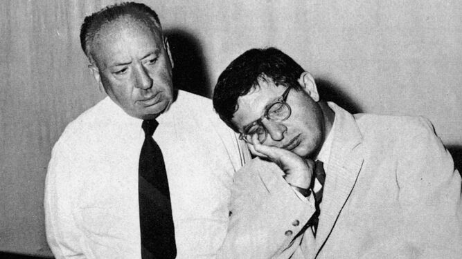 Hitchcock y Herrmann en una imagen promocional de finales de los años 50.