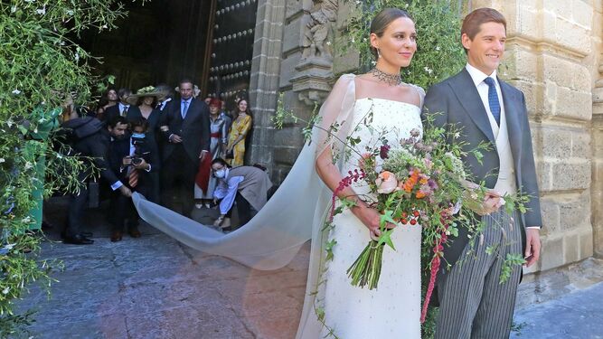 Claudia Osborne y José Entrecanales tras contraer matrimonio este sábado en Jerez