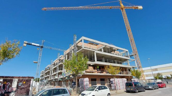Imagen de la promoción de viviendas que está construyendo Iniciativas Inmobiliarias en la zona norte de Jerez.