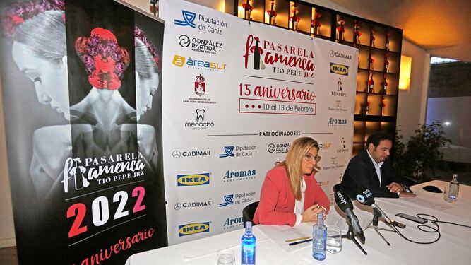 Ana Belén Morillo y Francisco Girón, en la presentación  de la Pasarela Flamenca Jerez Tío Pepe 2022 en González Byass.