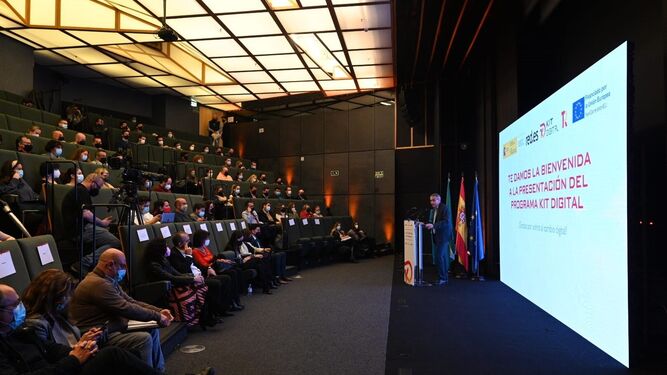 Presentación del programa Kit Digital, este martes, en Sevilla.