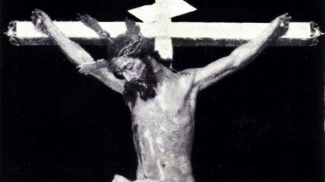 La imagen del Santo Crucifijo de la Salud en una instantánea antigua.