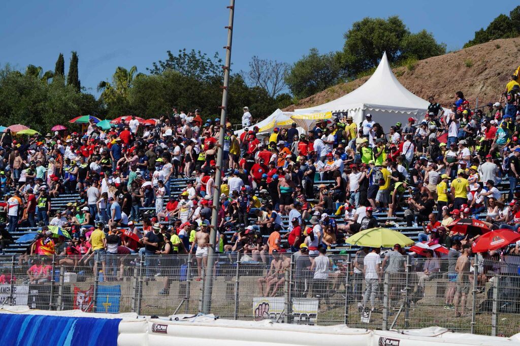 Espectacular ambiente en el GP Espa&ntilde;a de MotoGP en Jerez