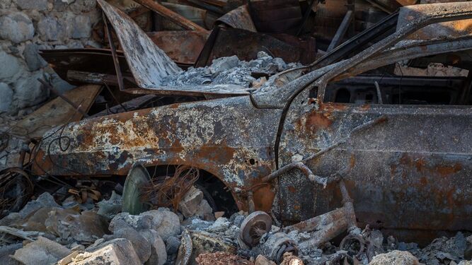 Imagen de este viernes de destrozos en un barrio de Kiev