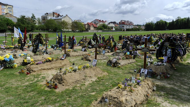 Funerales en Leópolis de militares ucranianos fallecidos.