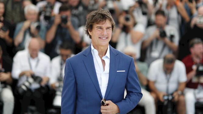 Tom Cruise, que no permitió hacer preguntas a los periodistas en la presentación de ‘Top Gun: Maverick’, reafirmó su condición de estrella en Cannes.
