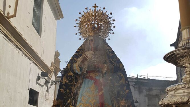 La Virgen de la Estrella en el traslado de este martes hasta Mundo Nuevo.
