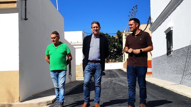 El Ayuntamiento de Jerez concluye el asfaltado de tres calles en Mesas de Asta