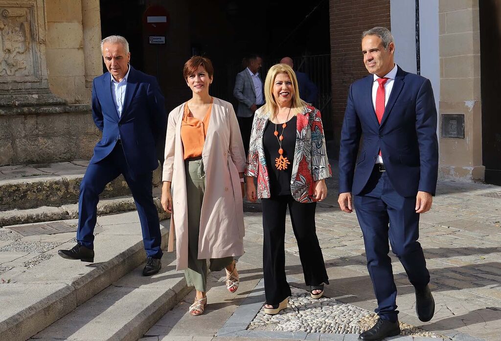 Visita a Jerez de Isabel Rodr&iacute;guez, ministra de Pol&iacute;tica Territorial y portavoz del Gobierno