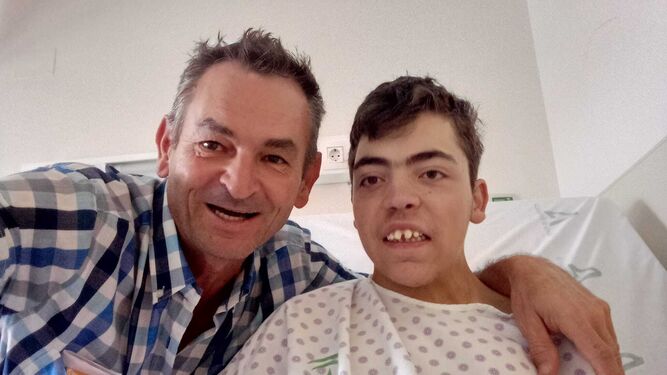 Marcos Carribero, operado de urgencia con éxito en Sevilla