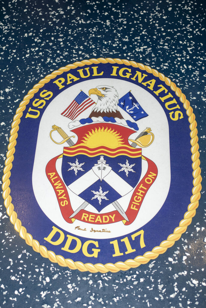 Las imágenes del 'USS Paul Ignatius', el nuevo buque del escudo antimisiles que ya está en la Base de Rota