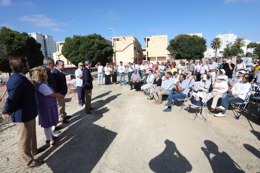 Acto de colocaci&oacute;n de la primera piedra de la futura sede de Proyecto Hombre en Jerez