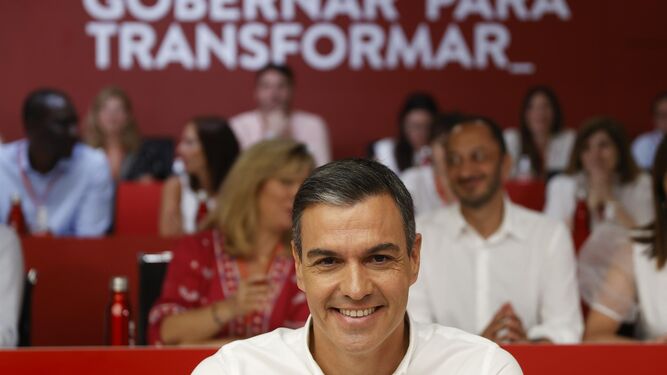 El presidente del Gobierno, Pedro Sánchez, al inicio del Comité Federal extraordinario del PSOE