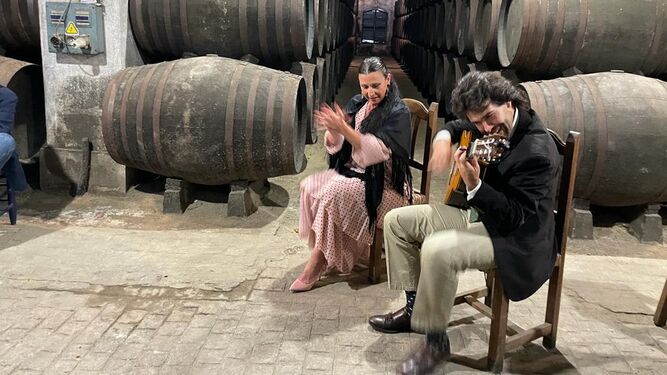 Bodegas Cayetano del Pino anuncia sus I Veladas de Verano con flamenco en directo.
