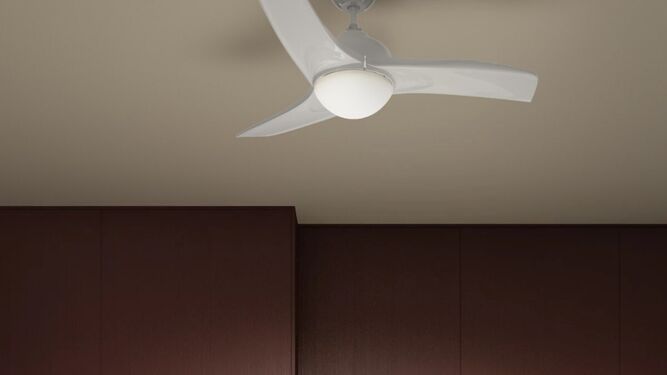 El ventilador de techo con luz más vendido Leroy Merlin ¡ahora un 20% más barato!