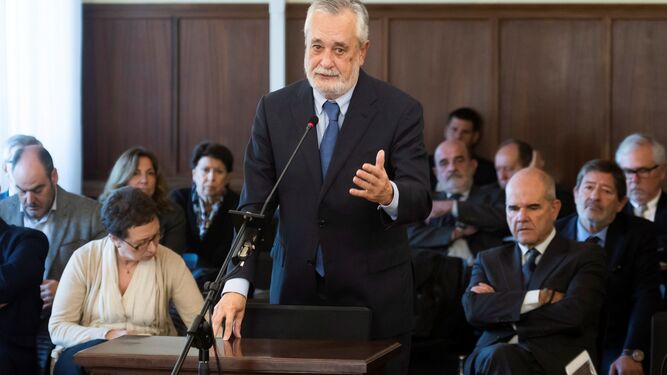 El ex presidente de la Junta José Antonio Griñán, en su declaración en el juicio de los ERE.