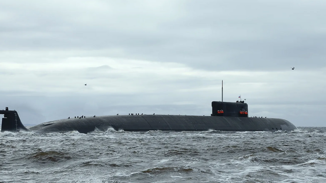 El submarino nuclear ruso 'K-329 Belgorod'
