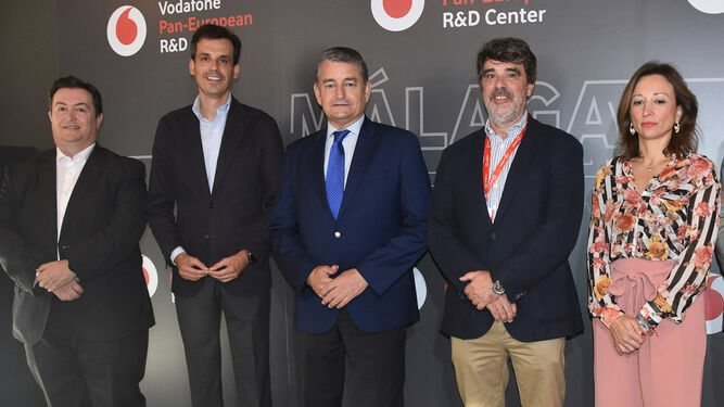 Presentación del acuerdo entre la Junta y Vodafone
